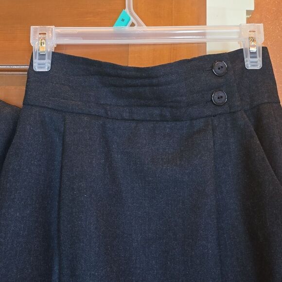 Elegant Wool Black Blazer and Skirt Set. EXCELLENT COND! - Picture 11 of 16